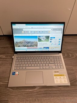 ASUS Vivobook 15 X1504VA-NJ085W - 2