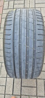 Predám 255/35 ZR19 Nokian Powerproof jazdené - 2