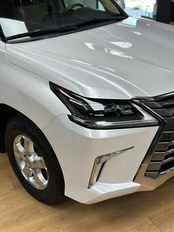 Lexus LX 450D - 2