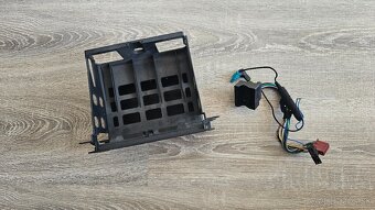 VW priehradka pre 2DIN Rádio + VAG redukcia - 2