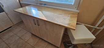 Kuchynský ostrov /pult - 2