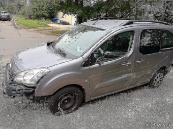 Rozpredam Peugeot Partner Tepee 1.6 HdI 8V BH02 - 2