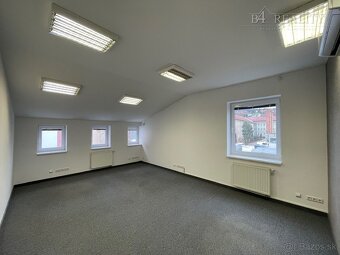Lukratívne kancelárske priestory, 67 m2, klimatizácia, Trenč - 2