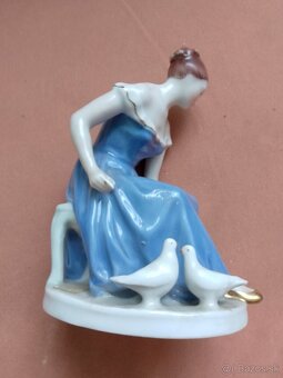 Porcelánová soška - 2