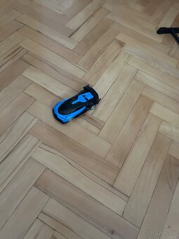 Auto na ovládanie - 2