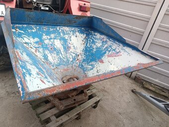 Predám rozmetadlo Rauch - 2