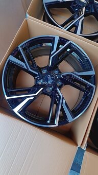 5x112 R18 RS5 (čierno-leštené) - 2