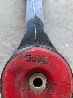Predam silentblok prevodovky fabia 1 rs spodny powerflex - 2