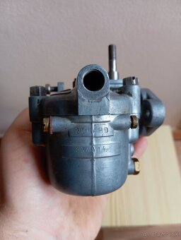 Predám karburátor Solex 30 UAHD, - 2