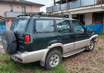 Nissan Terrano - 2