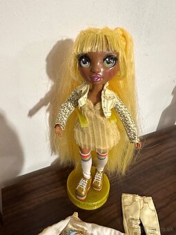 Rainbow high Sunny seria 1 - 2