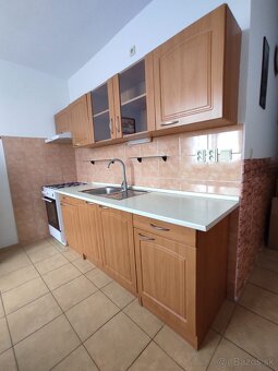 Kuchynská linka - 2