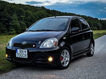 Toyota yaris 1.5 TS 2002 - 2