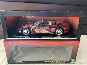 1:18 Autoart, Corvette, Holden, Chrysler - 2