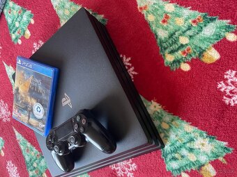 Playstation 4 pro - 2