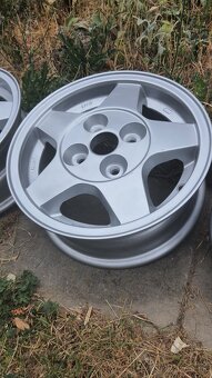 Elektrony uz VETERAN ske r13 4x98 KN DELTA original FAVORIT - 2