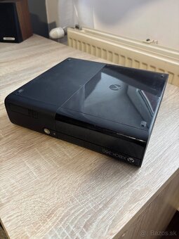 XBOX 360 - ovládač - 2