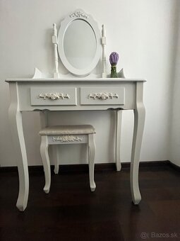 Toaletný stolík - Biely - 2