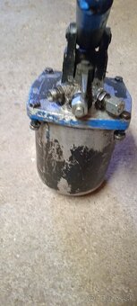 Ručná hydraulická pumpa - 2