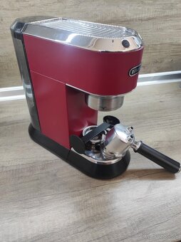 Kávovar Delonghi Dedica - 2