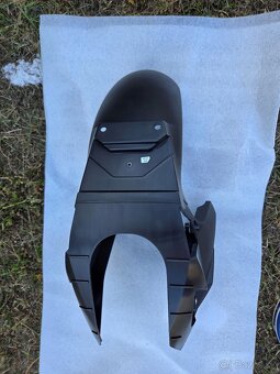 Predám predný blatník BMW R 1250RT - 2