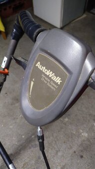 Husqvarna kosačka s Honda motorom - 2