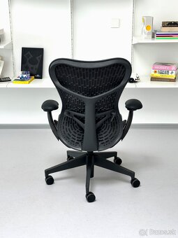 Herman Miller - Mirra 2 butterfly - 2