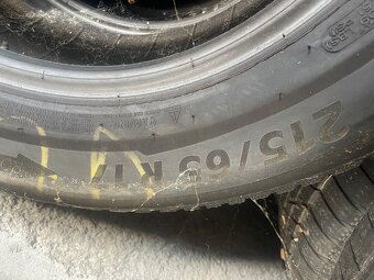 215 65 17 zimne Michelin - 2