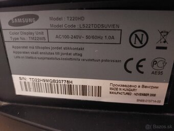 Starší televízor Samsung - 2