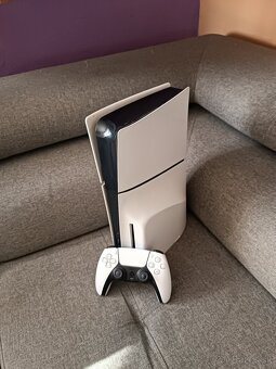 PS5 Slim - 2