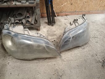 xenony BMW x5 e70 - 2