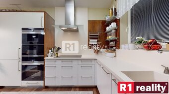 Lukratívny 4 izbový rodinný dom vo vilovej štvrti Lodenica - 2