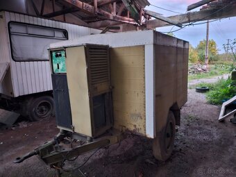 Vojenský prívesný vozík - 2