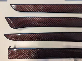 Predám: uhlíkový dekor (lišty) interiéru Audi A4 B6/B7 - 2