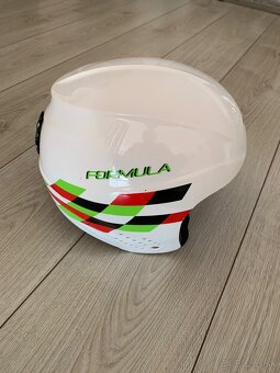 Lyžiarska prilba - 2