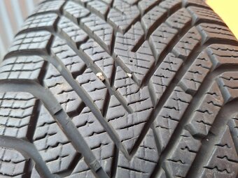 Zimné pneu Pirelli 216/65/16 - 102H - 2