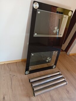 Predám Sklenený Stôl - 2