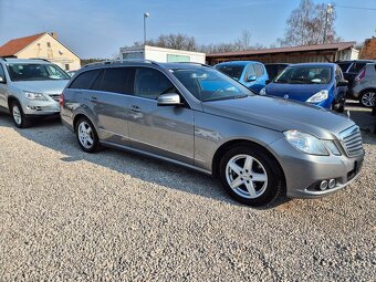 Mercedes E 220 - 2