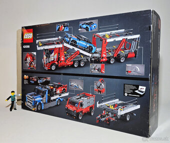 42098 LEGO Technic Car Transporter - 2