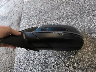 8r1 857 409f spätné q5 8R ľavé - 2