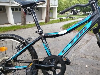 MODRÝ BICYKEL CTM, VEĽKOSŤ 20 - 2