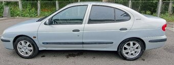 Renault Megane - 2