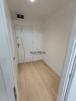 SLOVREAL-ponúkame na predaj Garsónku v centre mesta Žiar nad - 2