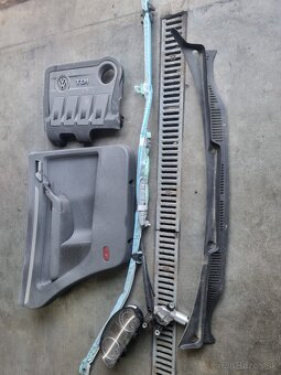 Rozpredam Touran 1.6 tdi - 2