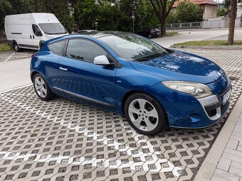 Renault Coupe - 2