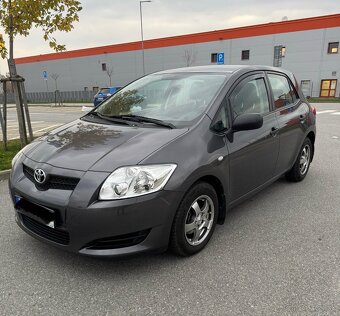 AURIS 1,4 benzin - 2