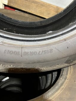 zimne pneumatiky 215/70r16 - 2