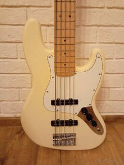 Squier Affinity Jazz Bass - 2
