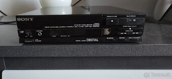 Sony mini cd player - 2