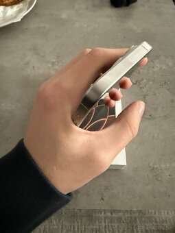 Iphone 15pro 128gb biely titán - 2